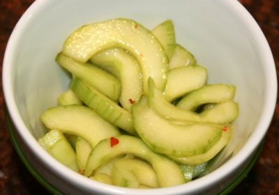 Thaise salade met komkommer en limoen; recept; recepten; bijgerecht; bijgerechten; Thais; komkommer; limoen; vissaus