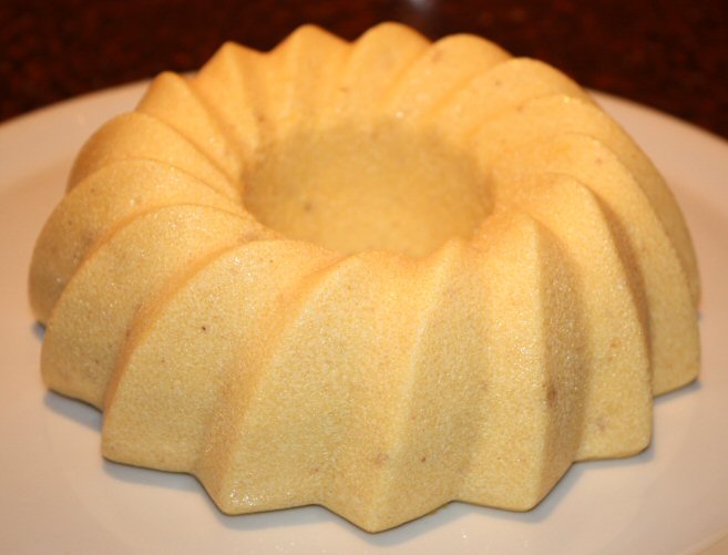 Hazelnootpudding met warme bramensaus; recept; recepten; nagerecht; nagerechten; pudding; hazelnootpudding; bramen; bramensaus; toetje; dessert; zelfgemaakt; koken;
