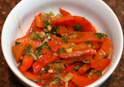 Gemarineerde rode paprika; recept; recepten; bijgerecht; bijgerechten; tapas; hapje; paprika; rode paprika; Spaans; mediterraan;