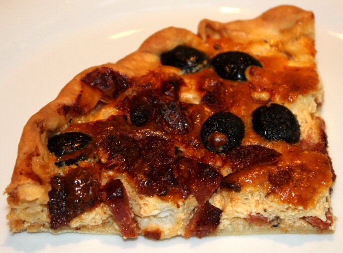 Hartige taart met kabeljauw en chorizo; recept; recepten; hoofdgerecht; hoofdgerechten; hartige taart; quiche; kabeljauw; chorizo; olijven; olijf